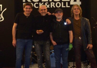 Zespół Kulisz 4 RockandRoll na bluesowej scenie w Centrum.